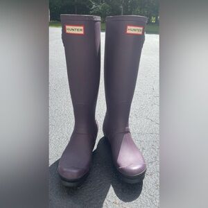 Hunter women’s rain boot